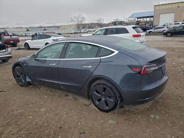 5YJ3E1EB6KF452201 2019 TESLA MODEL 3 - Image 2
