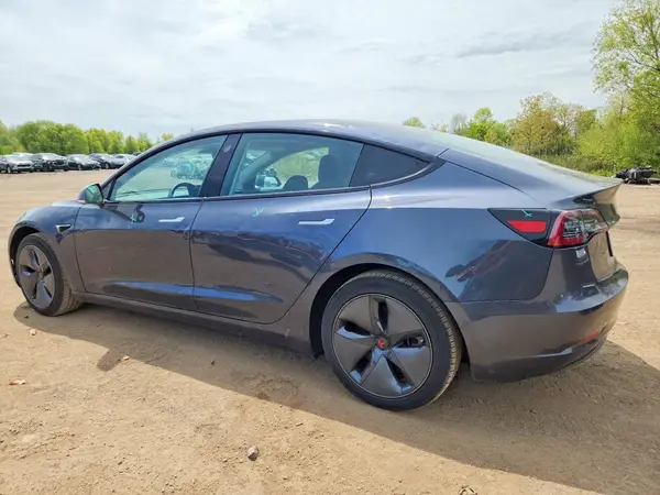 5YJ3E1EB6KF452246 2019 TESLA MODEL 3 - Image 2