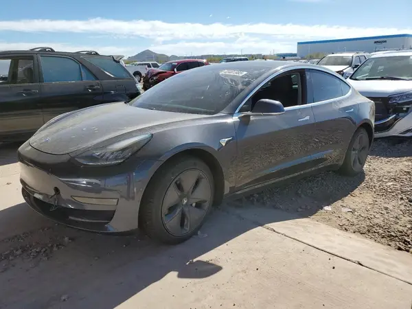 5YJ3E1EB6KF453185 2019 TESLA MODEL 3 - Image 1