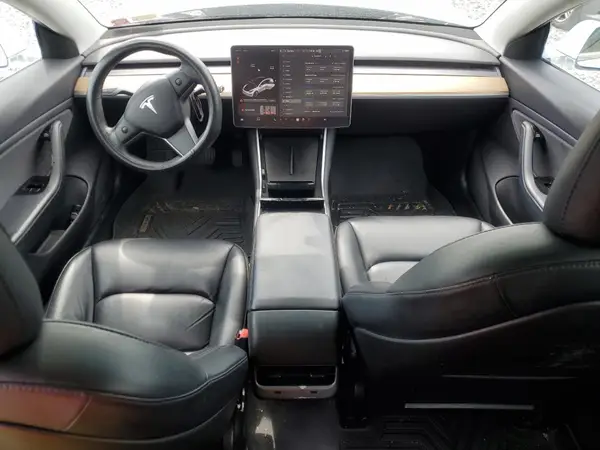 5YJ3E1EB6KF453493 2019 TESLA MODEL 3 - Image 8