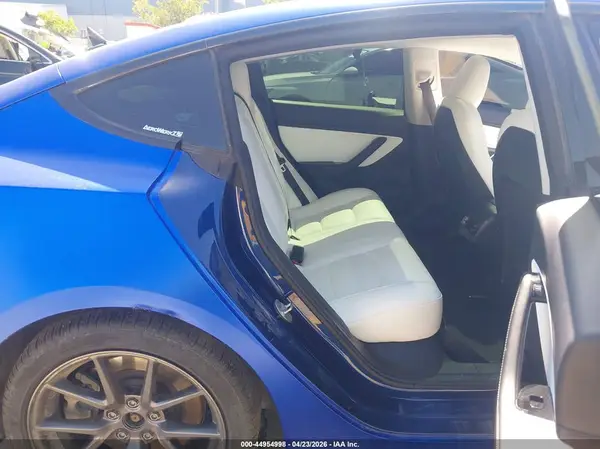 5YJ3E1EB6KF477504 2019 TESLA MODEL 3 - Image 8