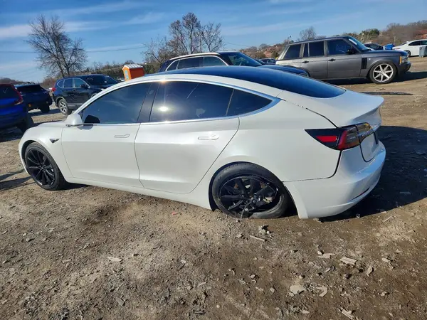 5YJ3E1EB6KF494934 2019 TESLA MODEL 3 - Image 2