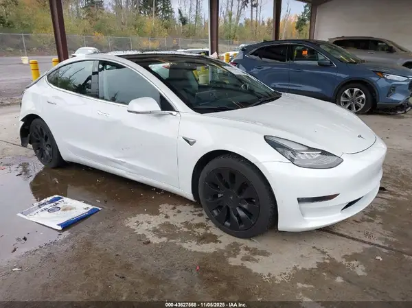 5YJ3E1EB6KF511750 2019 TESLA MODEL 3 - Image 1