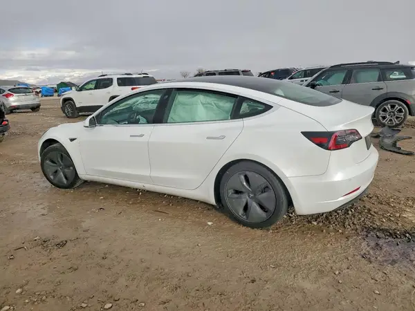 5YJ3E1EB6KF517659 2019 TESLA MODEL 3 - Image 2