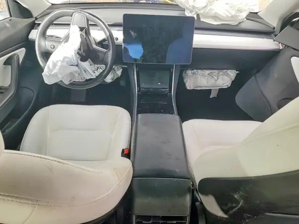 5YJ3E1EB6KF517659 2019 TESLA MODEL 3 - Image 8