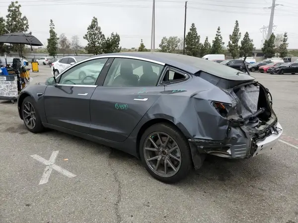 5YJ3E1EB6KF526572 2019 TESLA MODEL 3 - Image 2