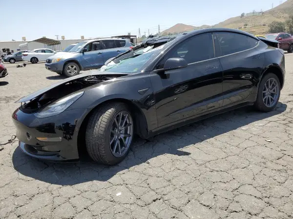 5YJ3E1EB6LF599992 2020 TESLA MODEL 3 - Image 1