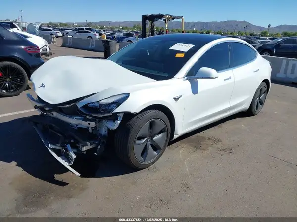 5YJ3E1EB6LF619626 2020 TESLA MODEL 3 - Image 2