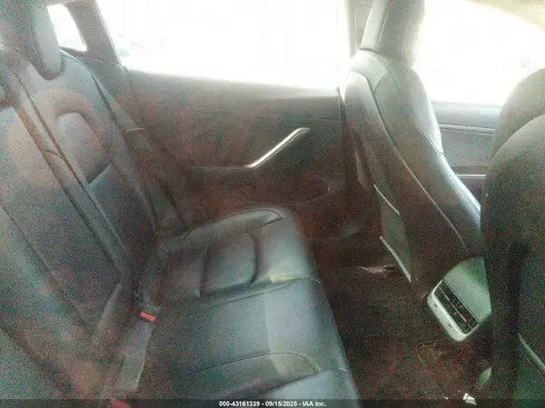 5YJ3E1EB6LF620632 2020 TESLA MODEL 3 - Image 8