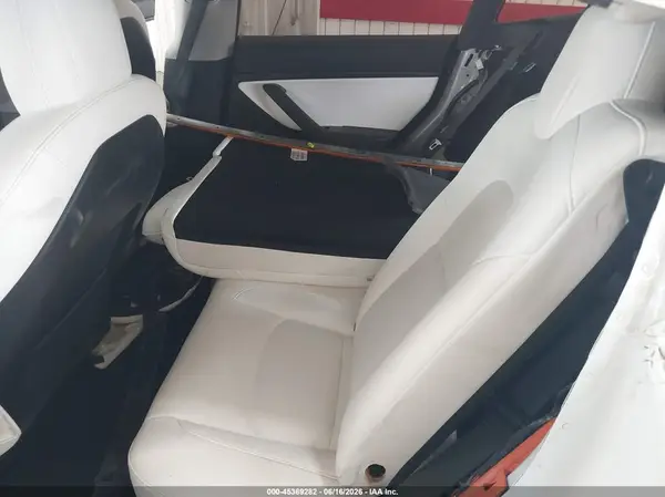 5YJ3E1EB6LF628777 2020 TESLA MODEL 3 - Image 8