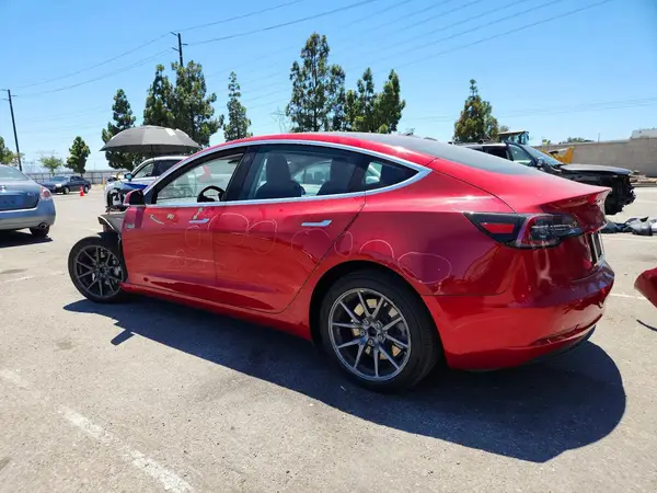 5YJ3E1EB6LF635809 2020 TESLA MODEL 3 - Image 2