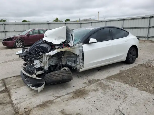 5YJ3E1EB6LF636829 2020 TESLA MODEL 3 - Image 1