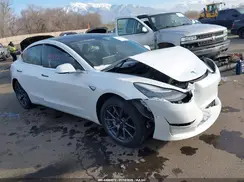 5YJ3E1EB6LF637186 2020 TESLA MODEL 3
