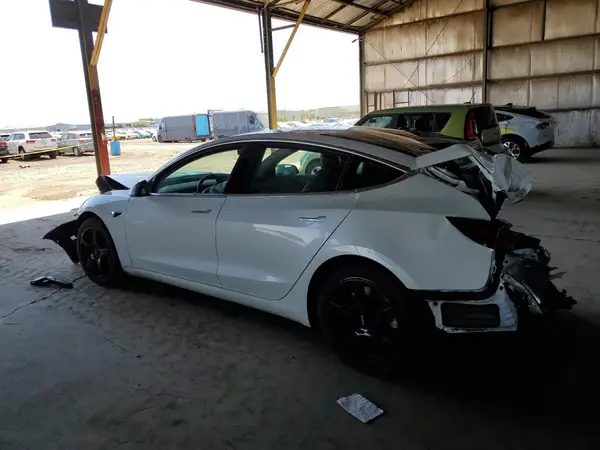 5YJ3E1EB6LF637222 2020 TESLA MODEL 3 - Image 2