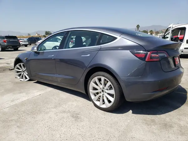 5YJ3E1EB6LF637981 2020 TESLA MODEL 3 - Image 2