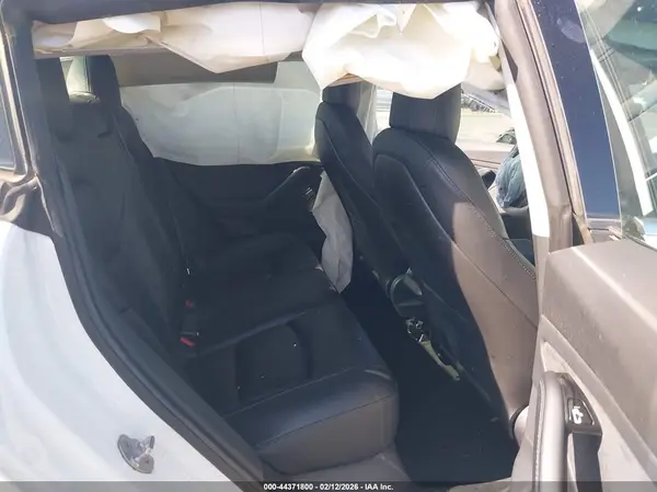 5YJ3E1EB6LF638452 2020 TESLA MODEL 3 - Image 8