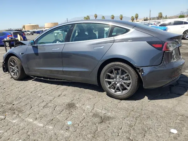 5YJ3E1EB6LF646132 2020 TESLA MODEL 3 - Image 2