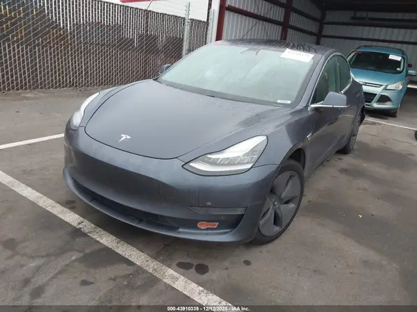 5YJ3E1EB6LF649662 2020 TESLA MODEL 3 - Image 2