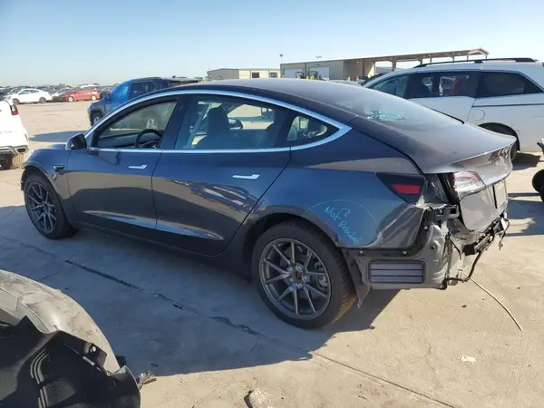 5YJ3E1EB6LF664050 2020 TESLA MODEL 3 - Image 2