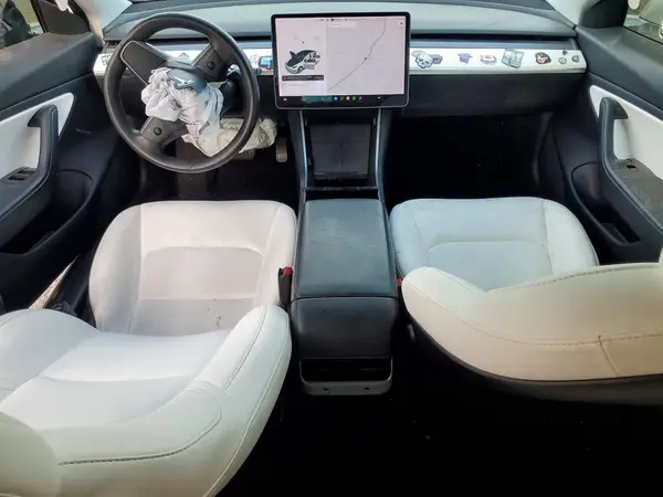 5YJ3E1EB6LF742763 2020 TESLA MODEL 3 - Image 8