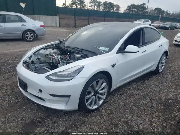 5YJ3E1EB6LF787556 2020 TESLA MODEL 3 - Image 2