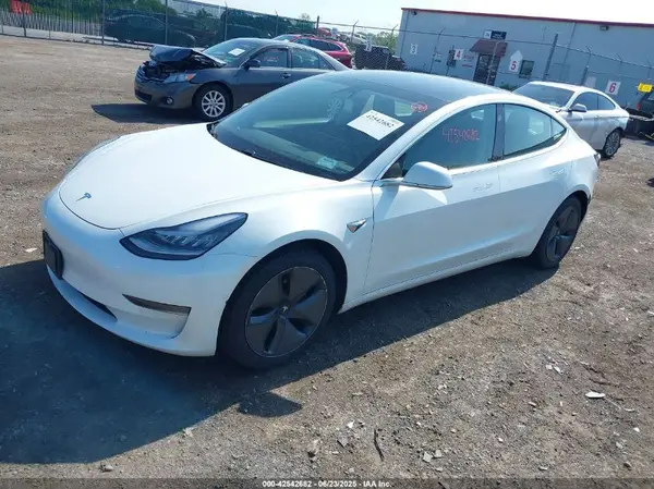 5YJ3E1EB6LF795172 2020 TESLA MODEL 3 - Image 2