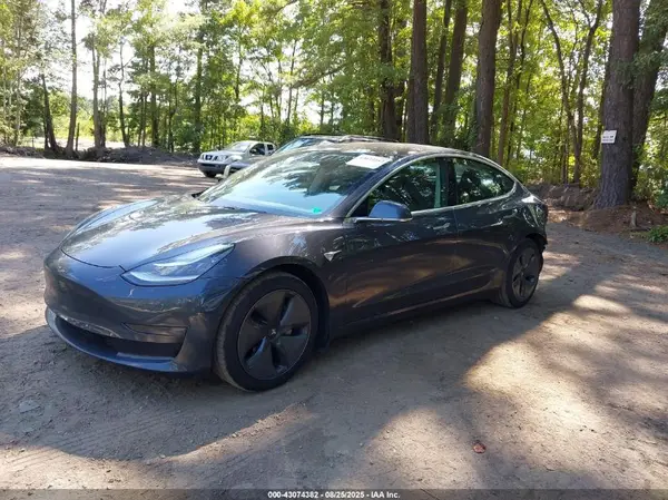 5YJ3E1EB6LF800550 2020 TESLA MODEL 3 - Image 2