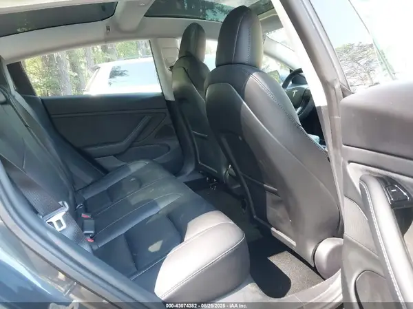 5YJ3E1EB6LF800550 2020 TESLA MODEL 3 - Image 8