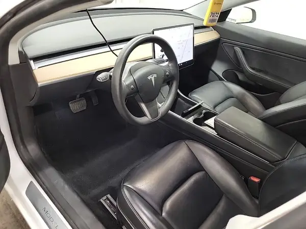 5YJ3E1EB6LF801018 2020 TESLA MODEL 3 - Image 2