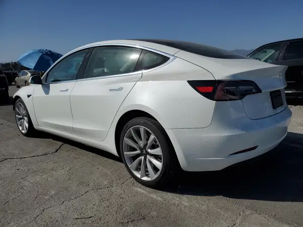 5YJ3E1EB6LF802010 2020 TESLA MODEL 3 - Image 2