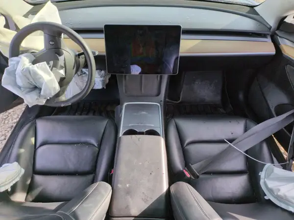 5YJ3E1EB6MF002180 2021 TESLA MODEL 3 - Image 8