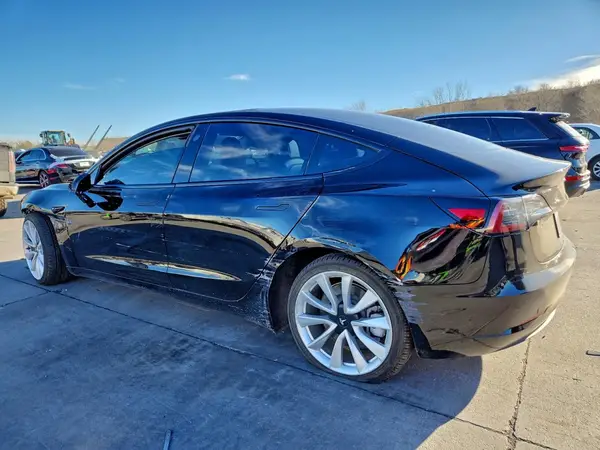 5YJ3E1EB6MF015124 2021 TESLA MODEL 3 - Image 2