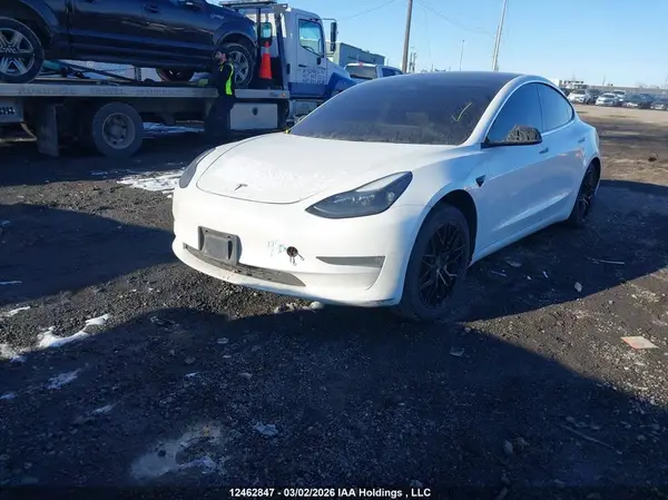 5YJ3E1EB6MF050620 2021 TESLA MODEL 3 - Image 2