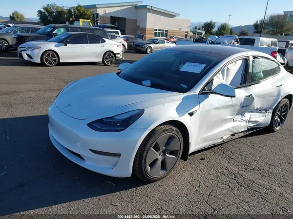 5YJ3E1EB6MF054540 2021 TESLA MODEL 3 - Image 2