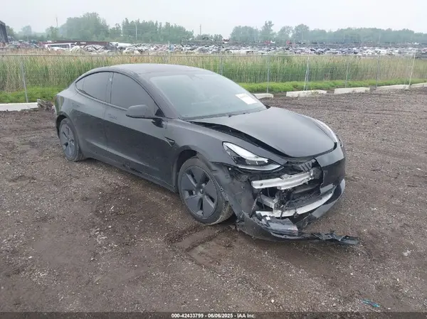 5YJ3E1EB6MF056210 2021 TESLA MODEL 3 - Image 1