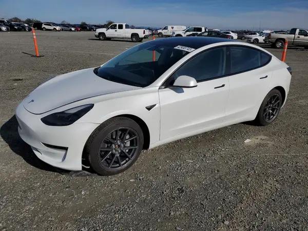 5YJ3E1EB6MF065604 2021 TESLA MODEL 3 - Image 1