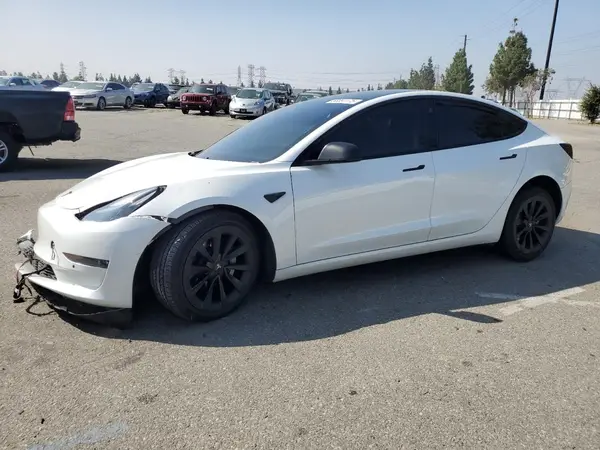 5YJ3E1EB6MF073590 2021 TESLA MODEL 3 - Image 1