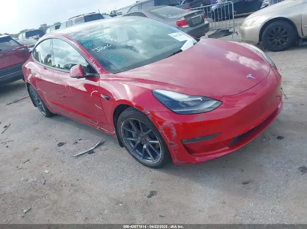 5YJ3E1EB6MF085836 2021 TESLA MODEL 3 - Image 1
