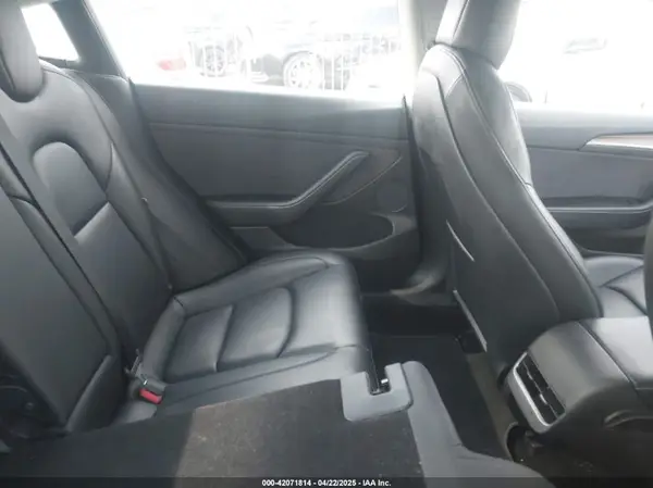 5YJ3E1EB6MF085836 2021 TESLA MODEL 3 - Image 8