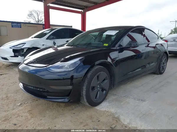 5YJ3E1EB6MF087764 2021 TESLA MODEL 3 - Image 2