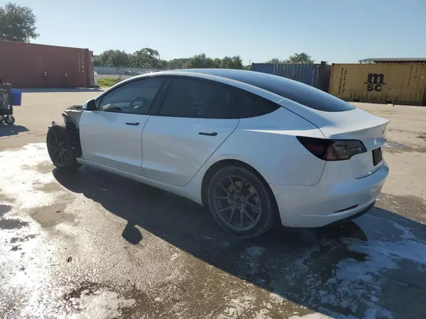5YJ3E1EB6MF093158 2021 TESLA MODEL 3 - Image 2