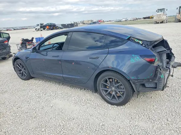 5YJ3E1EB6MF848101 2021 TESLA MODEL 3 - Image 2