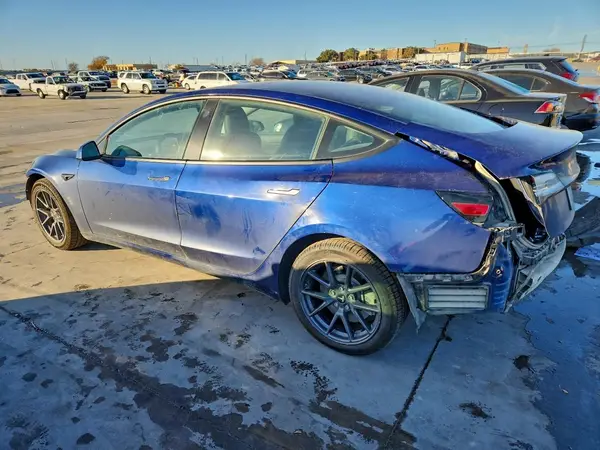 5YJ3E1EB6MF853251 2021 TESLA MODEL 3 - Image 2