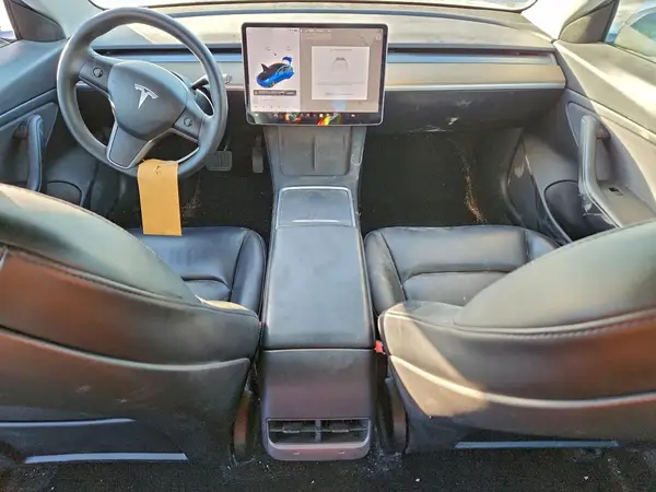 5YJ3E1EB6MF853251 2021 TESLA MODEL 3 - Image 8