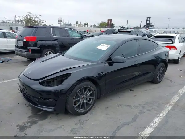 5YJ3E1EB6MF857929 2021 TESLA MODEL 3 - Image 2