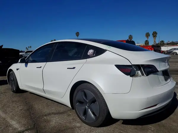 5YJ3E1EB6MF859048 2021 TESLA MODEL 3 - Image 2