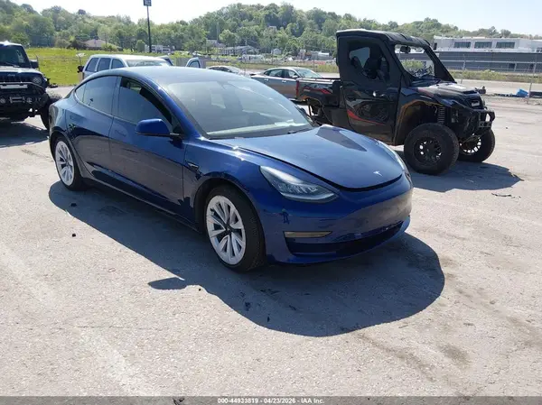 5YJ3E1EB6MF862869 2021 TESLA MODEL 3 - Image 1