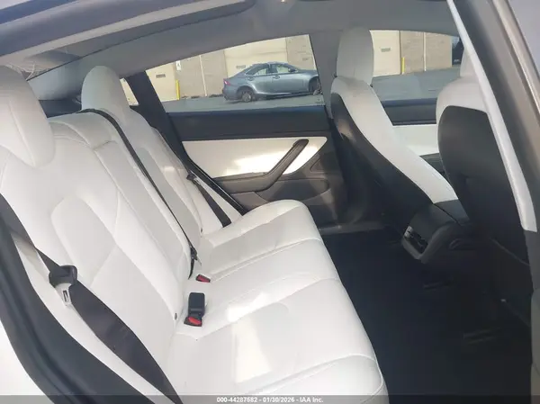 5YJ3E1EB6MF869028 2021 TESLA MODEL 3 - Image 8