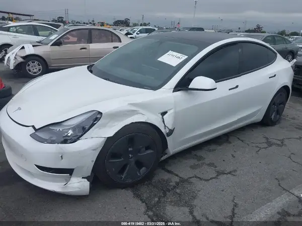 5YJ3E1EB6MF878957 2021 TESLA MODEL 3 - Image 2