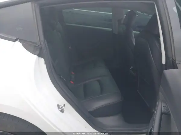 5YJ3E1EB6MF878957 2021 TESLA MODEL 3 - Image 8
